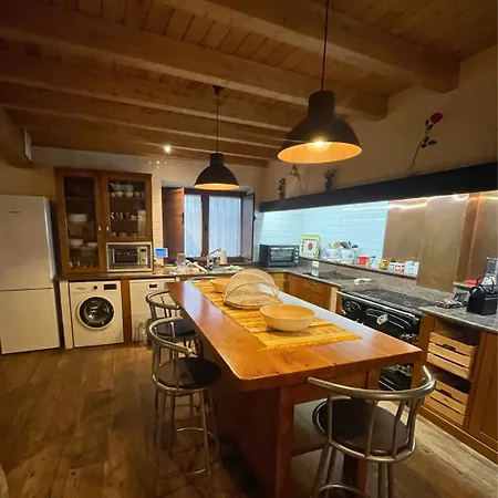 El Lagar Del Abuelo En Arribes Del Duero, Badilla,