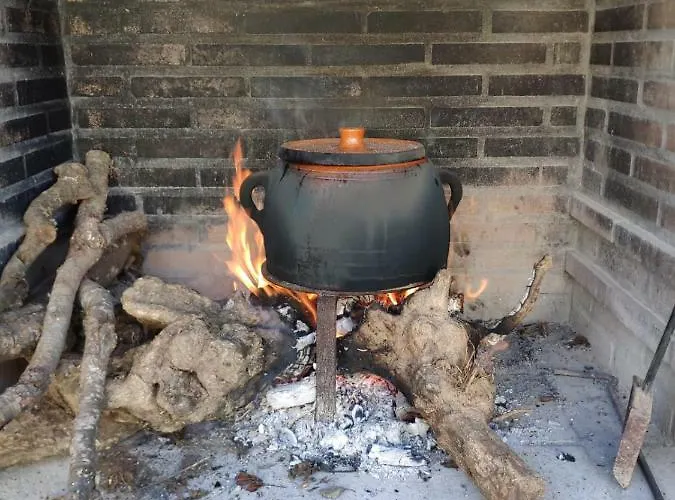 El Lagar Del Abuelo En Arribes Del Duero, Badilla,